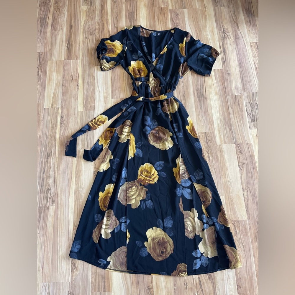 Lilian by F21 Split front maxi dress size XL